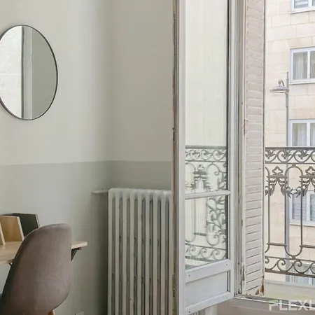 Flexliving - Whole Flat - Hameau * Parijs